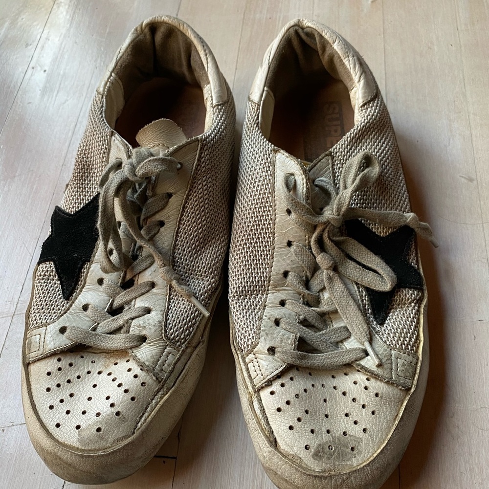 Golden Goose Sneakers